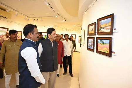 “ATHANG” Solo Show Of Paintings By Well-Known Artist Vinod Kore In Jehangir Art Gallery